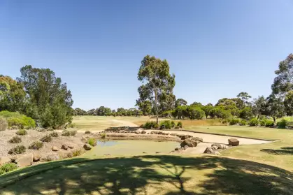 Hole 4